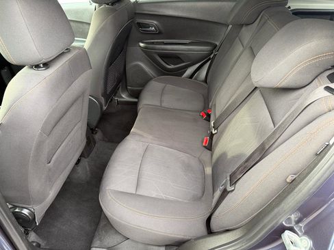 Used 2018 Chevrolet Trax LT image 9