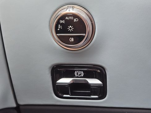 Certified 2025 Mercedes-Benz SL 55 AMG 4MATIC image 32