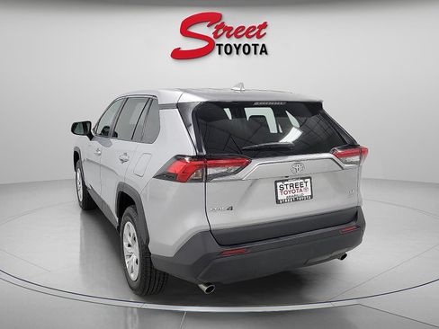 Used 2024 Toyota RAV4 LE AWD/4WD image 2