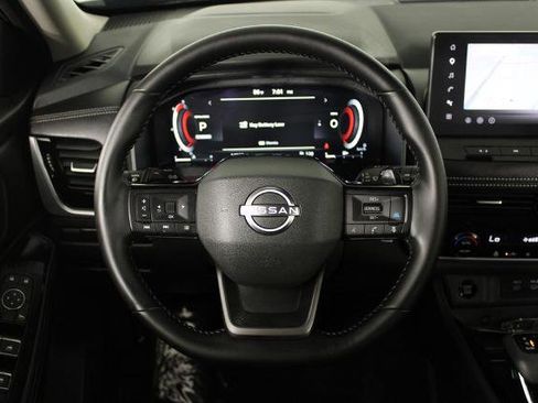Certified 2026 Nissan Rogue SL FWD image 22