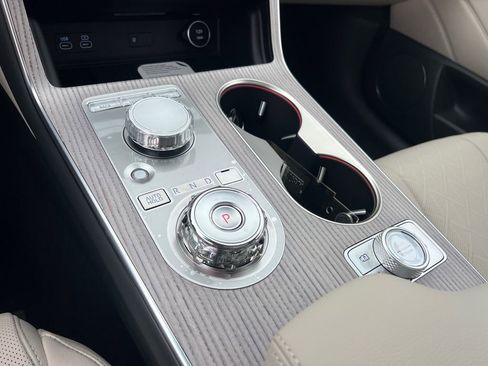 New 2026 Genesis GV80 2.5T Advanced image 29