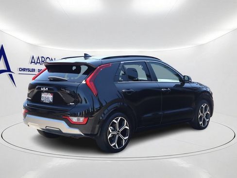 Used 2025 Kia Niro EX Touring FWD image 4