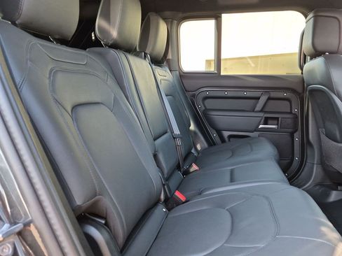 Used 2025 Land Rover Defender 130 Outbound AWD/4WD image 25