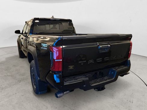 New 2026 Toyota Tacoma TRD Off-Road AWD/4WD image 3