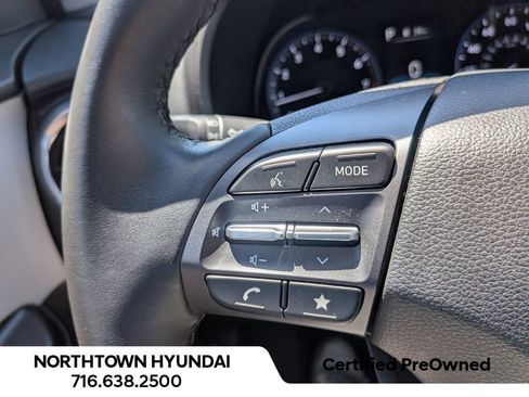 Certified 2023 Hyundai Kona SEL w/ Convenience Package AWD/4WD image 30