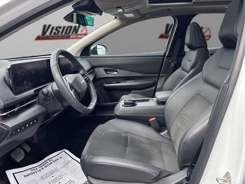 Used 2024 Nissan Ariya EVOLVE+ e-4ORCE image 9