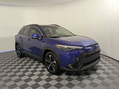Certified 2024 Toyota Corolla Cross AWD Hybrid w/ Convenience Package image 3