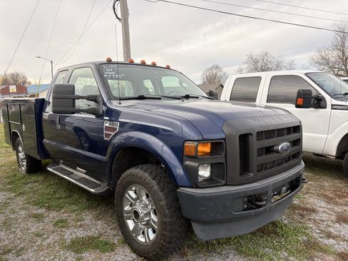 Used 2008 Ford F350 XL image 2