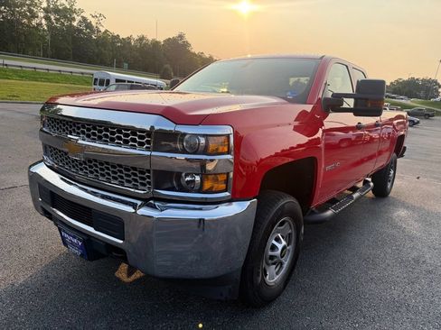 Used 2019 Chevrolet Silverado 2500 W/T w/ WT Convenience Package RWD image 3
