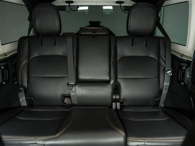 Used 2024 Jeep Wrangler Unlimited Sahara w/ Technology Group AWD/4WD image 20