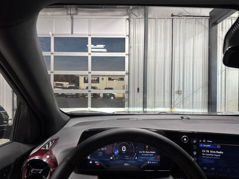Used 2026 Chevrolet Equinox RS w/ Convenience Package III FWD image 7