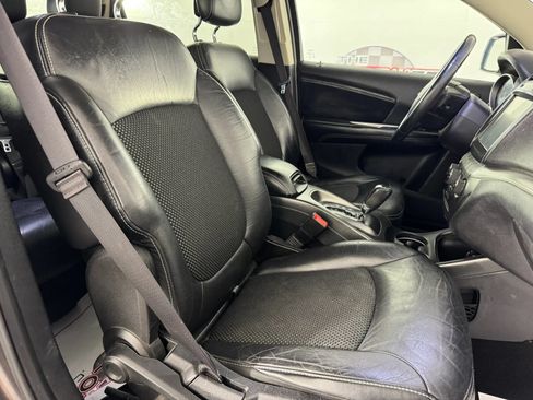 Used 2015 Dodge Journey Crossroad w/ Flexible Seating Group AWD/4WD image 34