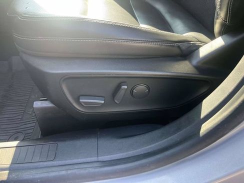 Certified 2020 Ford Escape SEL FWD image 19