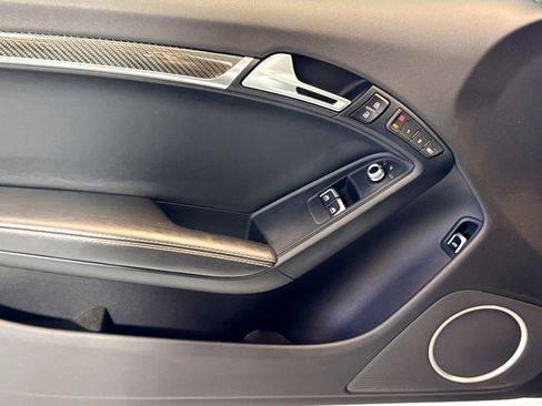 Used 2015 Audi RS 5 Coupe w/ Black Optic Plus Package image 16