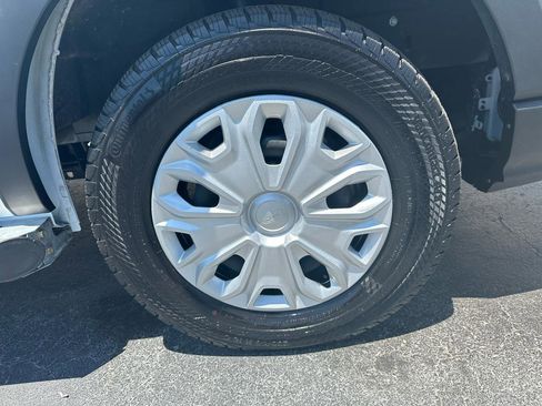 Used 2025 Ford Transit 250 Low Roof w/ Exterior Upgrade Package RWD image 26