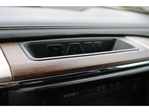 Used 2016 RAM 3500 Laramie image 43