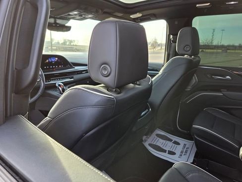 Used 2023 Cadillac Escalade ESV Sport w/ Touring Package image 54