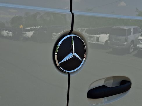 Used 2026 Mercedes-Benz Sprinter 2500 image 25