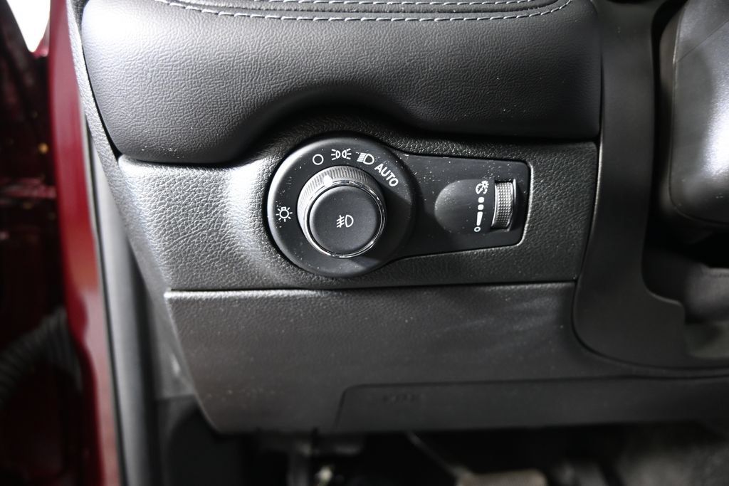 Used 2022 Dodge Durango GT AWD/4WD image 25