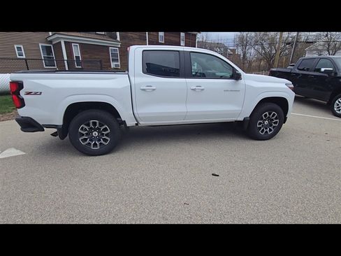New 2025 Chevrolet Colorado Z71 AWD/4WD image 9