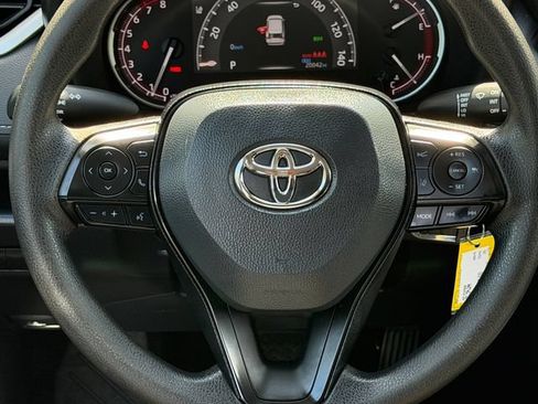 Used 2025 Toyota RAV4 LE FWD image 15