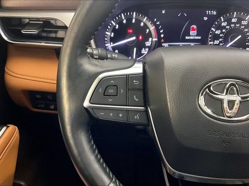 Used 2020 Toyota Highlander Platinum AWD/4WD image 24