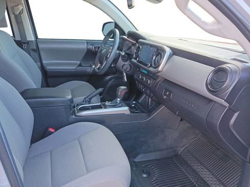 Used 2022 Toyota Tacoma SR5 image 24