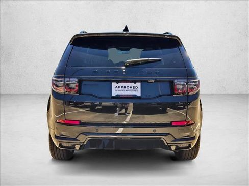 Certified 2026 Land Rover Discovery Sport Landmark AWD/4WD image 7