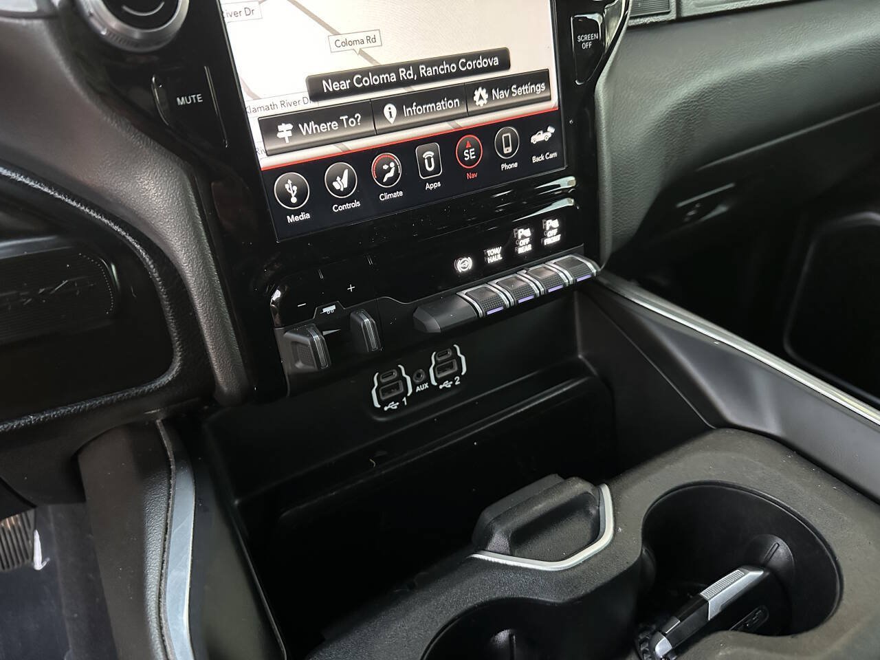 Used 2020 RAM 2500 Laramie w/ Night Edition AWD/4WD image 25
