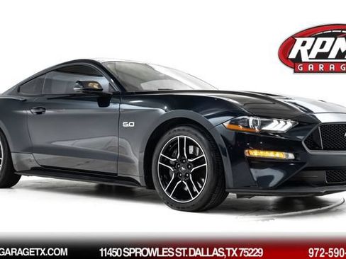 Used 2021 Ford Mustang GT Premium w/ Equipment Group 401A RWD image 1