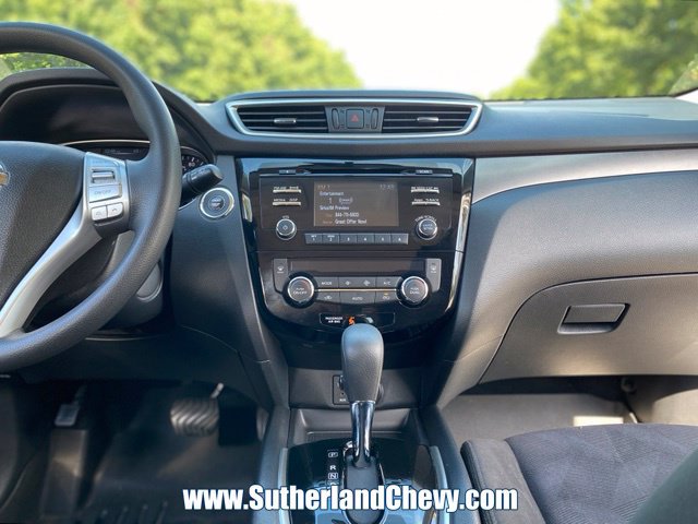 Used 2015 Nissan Rogue SV AWD/4WD image 26