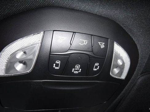 New 2026 Chrysler Pacifica Select w/ S Appearance Package image 34