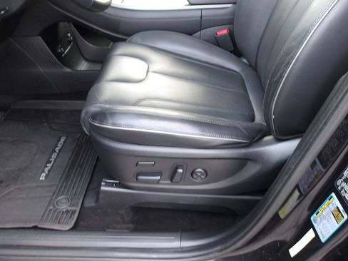 Certified 2022 Hyundai Palisade Calligraphy image 16