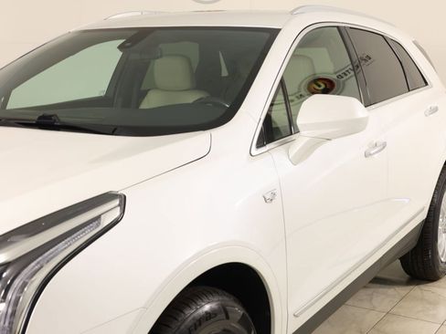 Used 2018 Cadillac XT5 FWD image 45