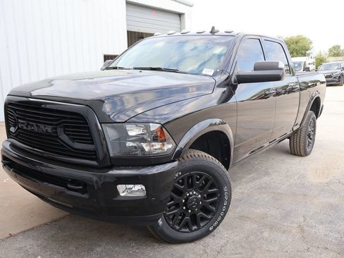 Used 2018 RAM 2500 Big Horn w/ Sport Appearance Group AWD/4WD image 5
