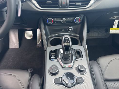 New 2026 Alfa Romeo Stelvio Sprint AWD/4WD image 16