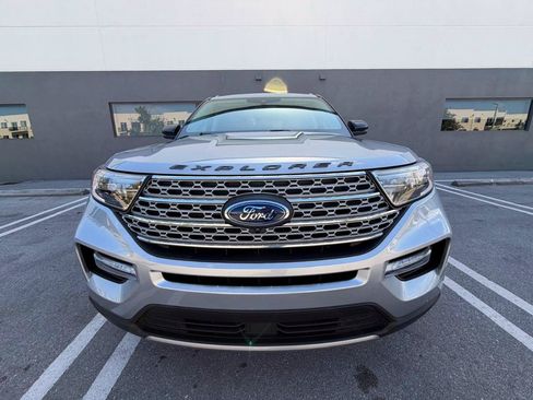 Used 2020 Ford Explorer Limited RWD image 5