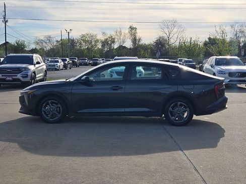 Used 2025 Kia K4 LXS image 9