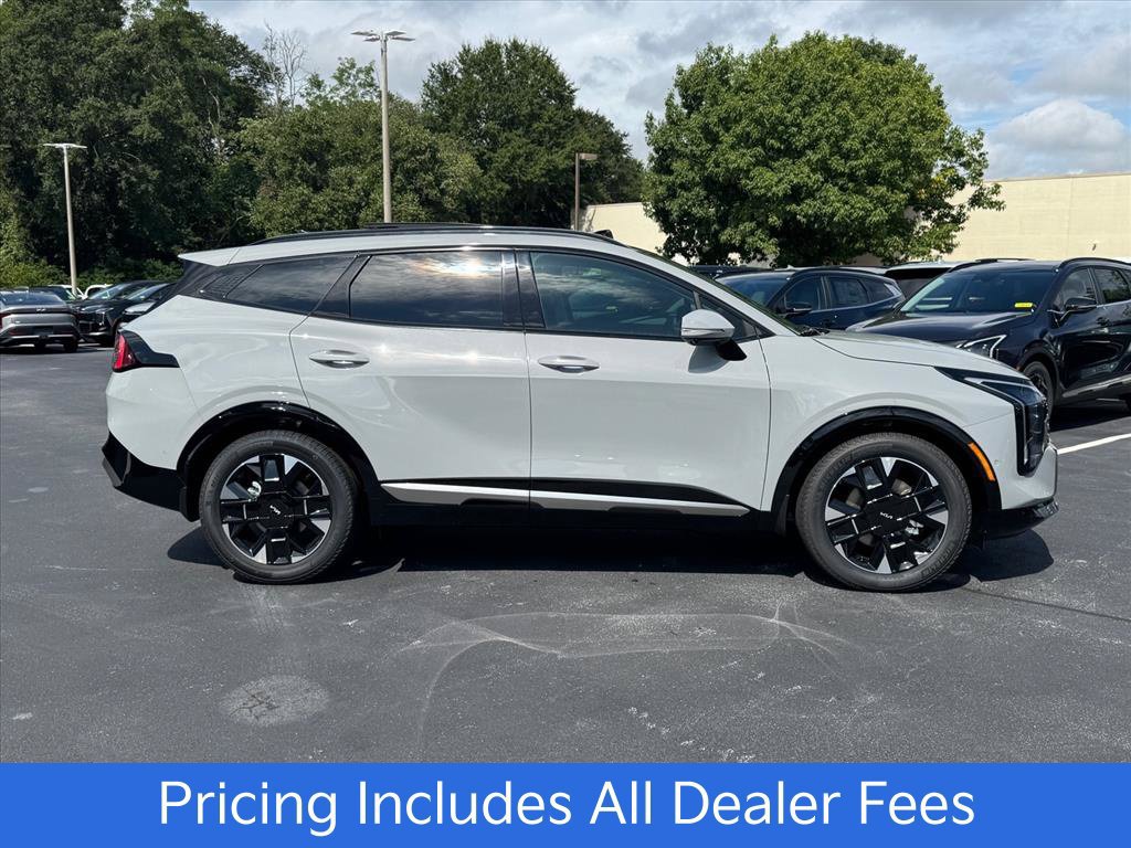 New 2026 Kia Sportage SX FWD image 2