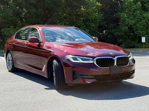 Used 2023 BMW 530i xDrive w/ Convenience Package AWD/4WD image 8
