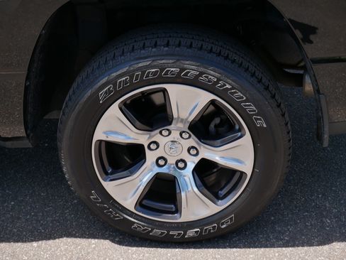 Used 2023 RAM 1500 Laramie AWD/4WD image 15