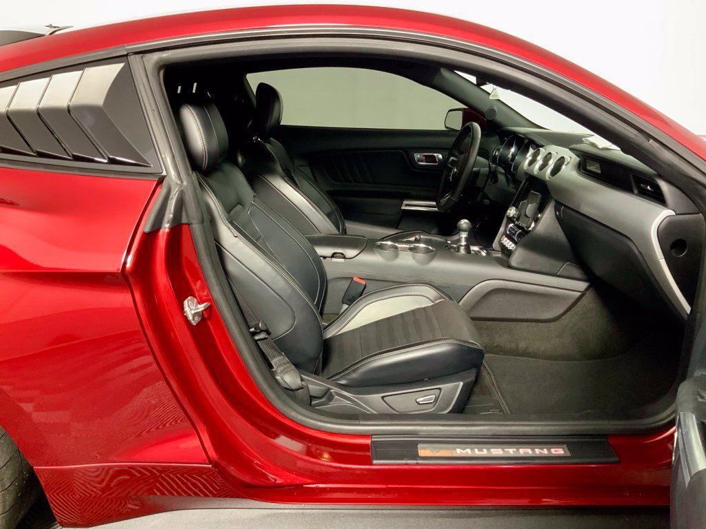 Used 2015 Ford Mustang GT Premium w/ Equipment Group 401A RWD image 30