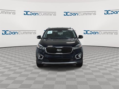 Used 2016 Kia Sorento EX w/ EX Premium Package image 3