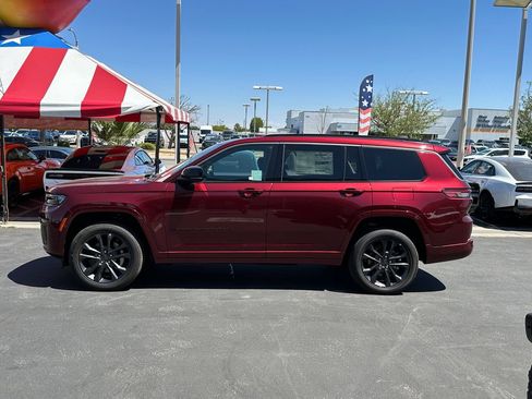 New 2026 Jeep Grand Cherokee L Limited AWD/4WD image 3