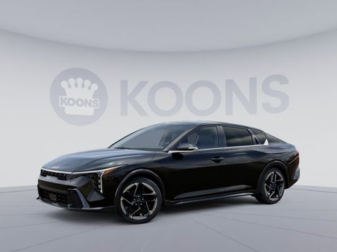 New 2025 Kia K4 GT-Line image 4