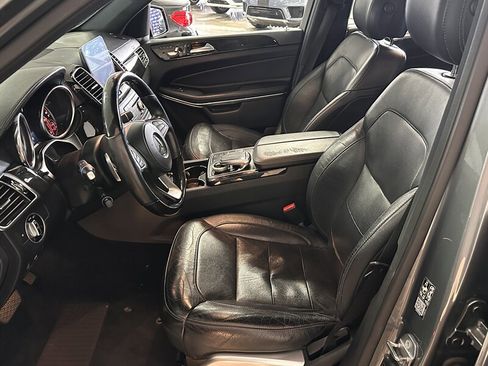 Used 2019 Mercedes-Benz GLS 550 4MATIC w/ Driver Assistance Package image 24