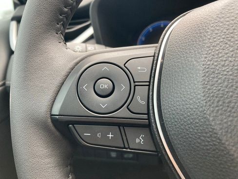 Used 2025 Toyota RAV4 Limited image 14