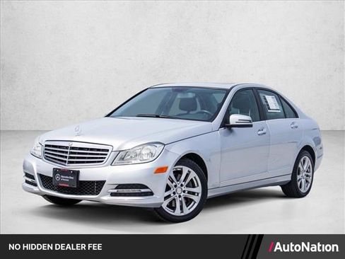Used 2014 Mercedes-Benz C 300 4MATIC Sedan image 1