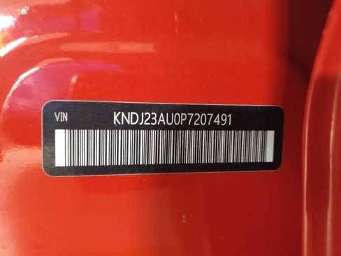 Used 2023 Kia Soul LX FWD image 33