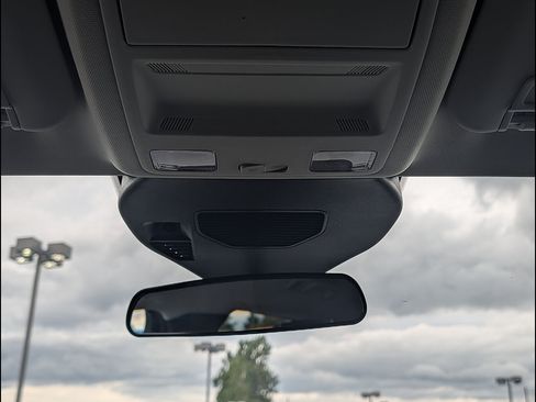 Used 2025 Ford Escape SE FWD image 25